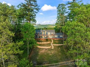 84 Halfmoon Way, Clyde, NC 28721