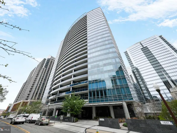 1881 N Nash St Unit 1402, Arlington, VA 22209