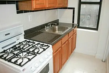 Rented by Horowitz Real Estate