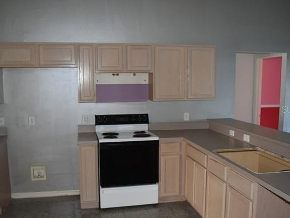 4th image of 6633 Clair Shore Dr
