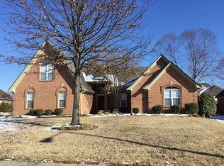 4920 Misty River Rd, Bartlett, TN 38135