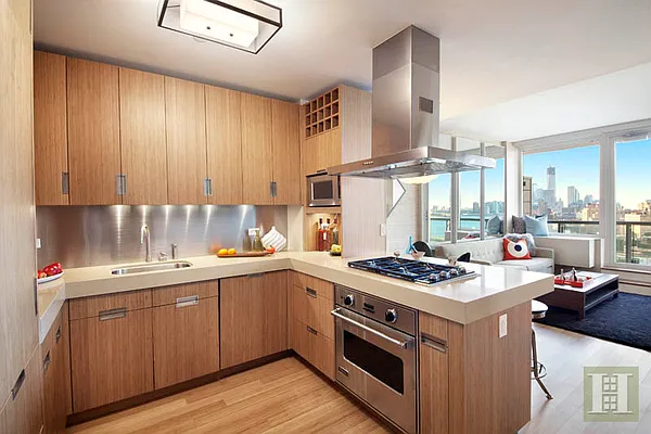 Sold by Halstead Real Estate | media 6