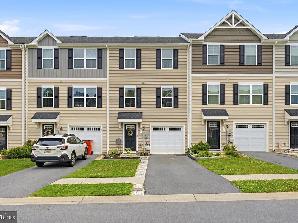 1st image of 23 Wiggles Ct