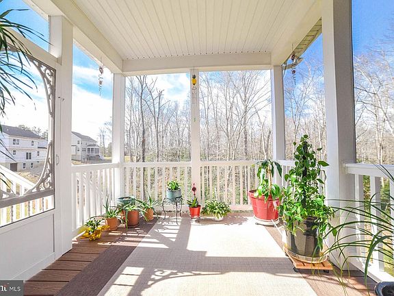 3rd image of 23815 Dewberry Way