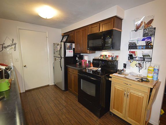4th image of 5714 Monarch Dr