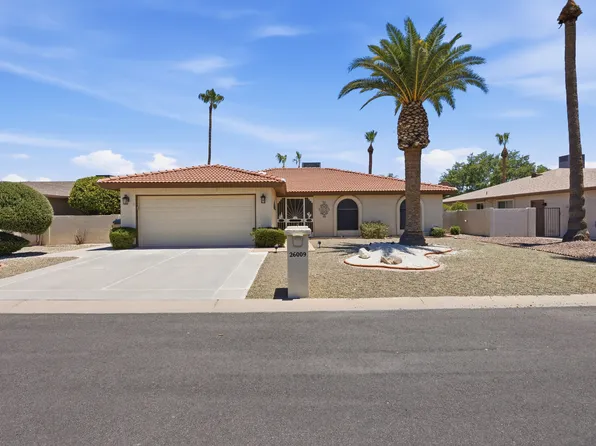 26009 S New Town Dr, Sun Lakes, AZ 85248