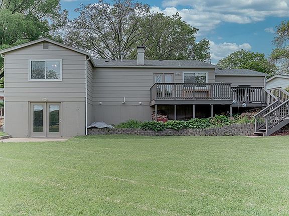 2nd image of 12067 Spruce Haven Dr