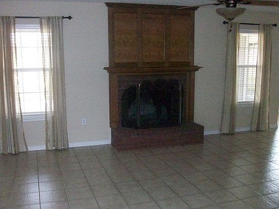 2nd image of 1330 County Road 306d