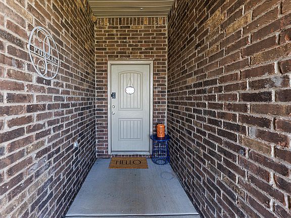 5th image of 2116 141st St