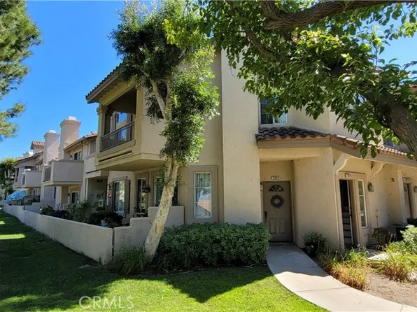 7939 E Quinn Dr, Anaheim, CA 92808