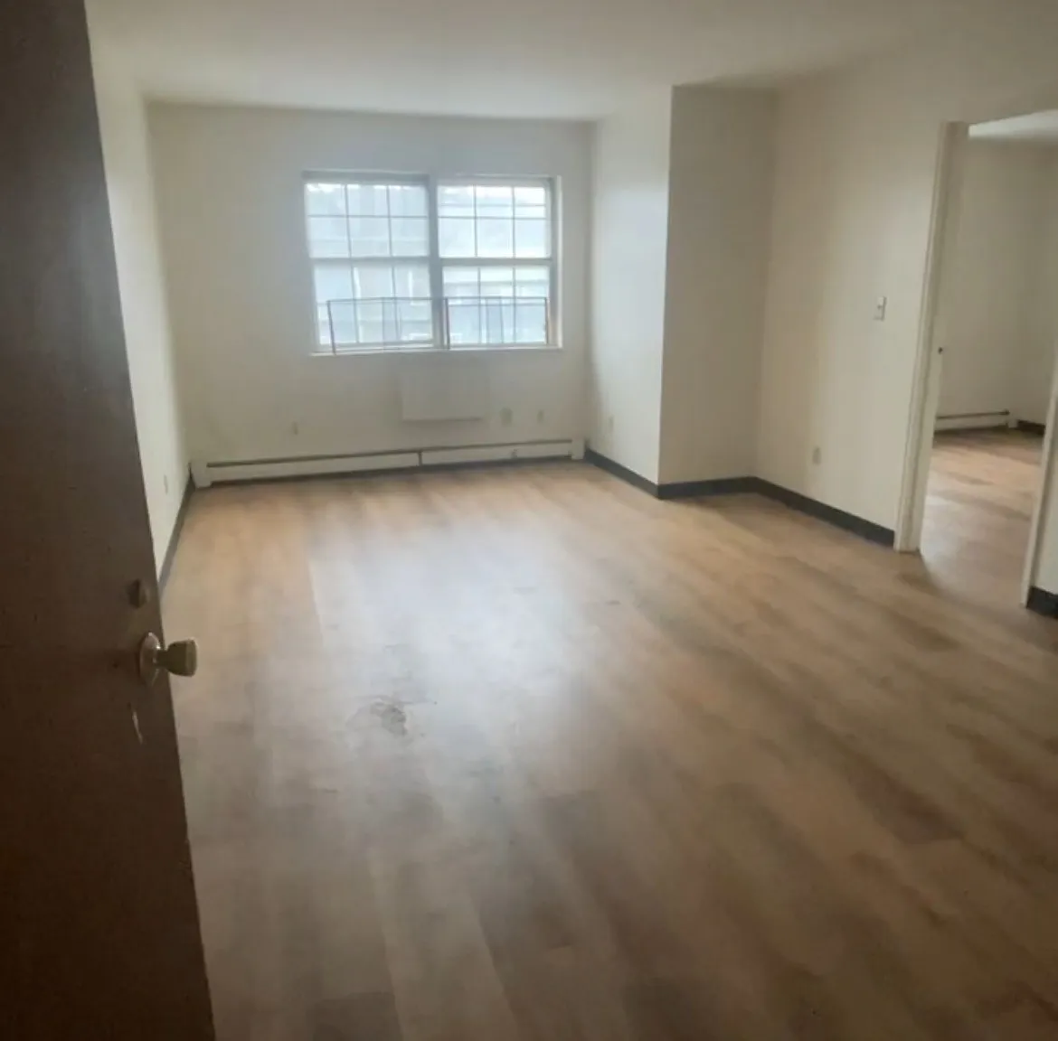 2 bed, $1,600 — Photo 1