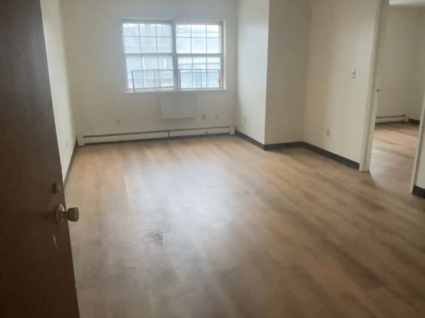 300 Palisade Ave #C19
