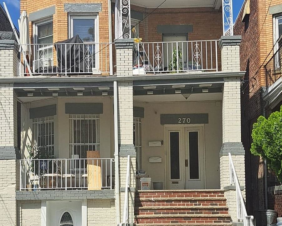 1st image of 270 Dwight St