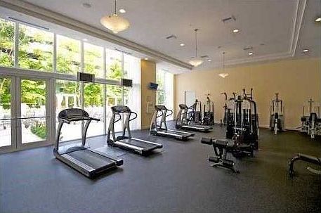 5th image of 2775 NE 187th St APT 516