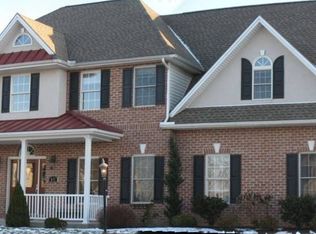 117 Auburn Dr, Annville, PA 17003