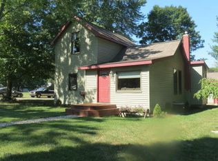 212 Clinton St, Dowagiac, MI 49047