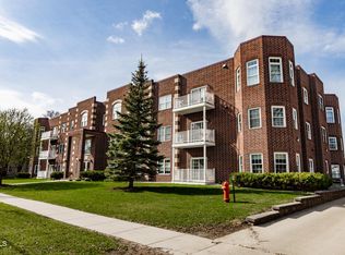 385 7th Ave S APT 103, Fargo, ND 58103