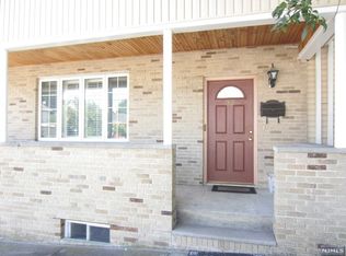 92 Hoboken Rd #2-B, East Rutherford, NJ 07073