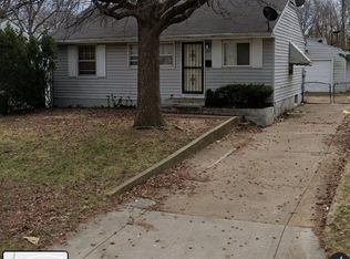 400 Lancashire Rd, Saint Louis, MO 63137