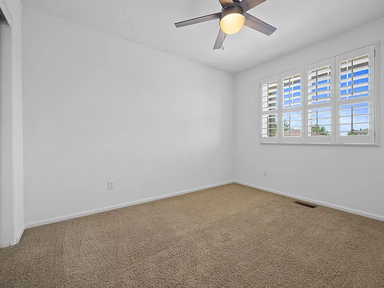 20396 E Columbia Pl — Photo 17