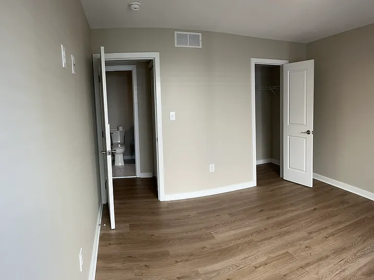 1207 Roberts Way — Photo 12