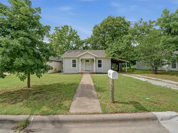 513 W Water St, Weatherford, TX 76086