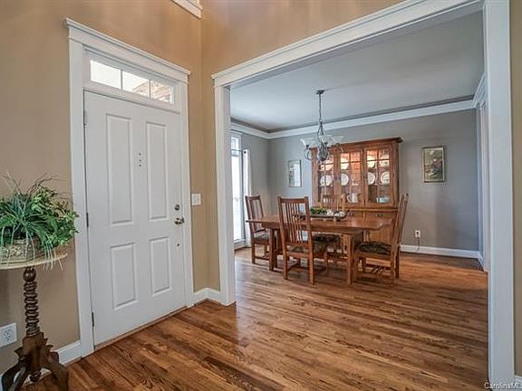 5th image of 204 Water Oak Dr