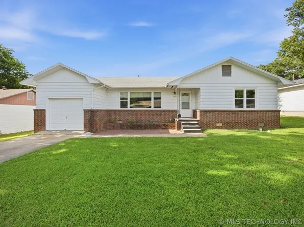 1311 Vieux Dr, McAlester, OK 74501