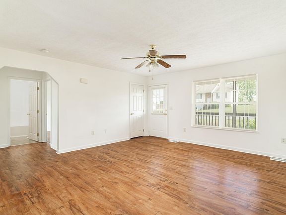 4th image of 1148 Barker Dr