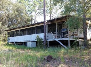 3364 Lodge Dr, Chipley, FL 32428