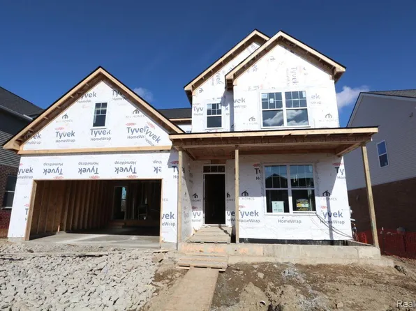 8485 Grove St, Washington, MI 48094