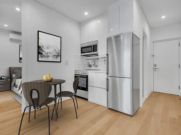 59 Thompson St #16 — Photo 2