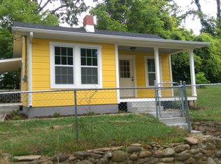 15 Deaver Park Cir, Asheville, NC 28806