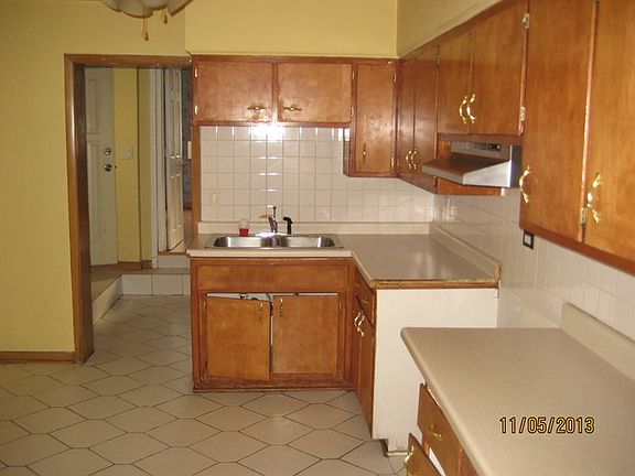 3rd image of 1105 N 22nd Ave