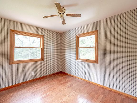5th image of 6203 Miller Rd