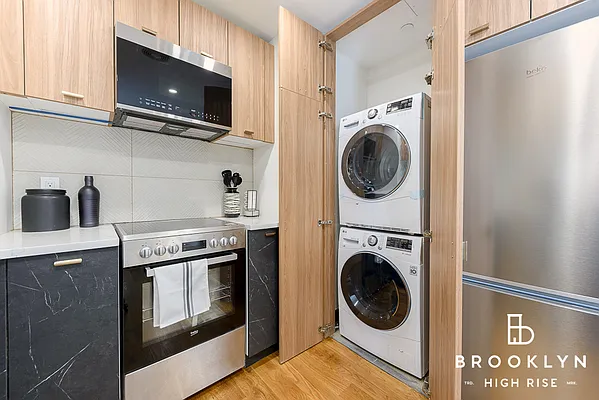 Rented by Brooklyn High Rise LLC | media 4