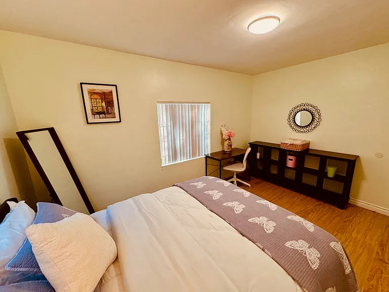 Bedroom #3, with available wroking space