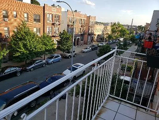 Rented by US # 1 Realty | media 1