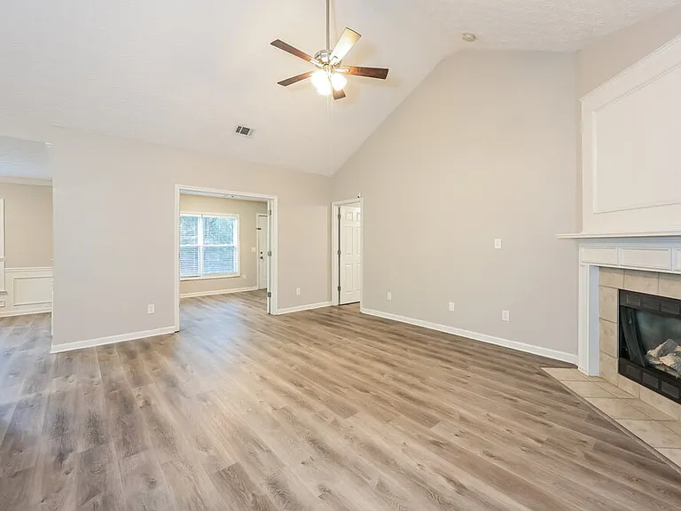3116 Baywood Ct — Photo 4