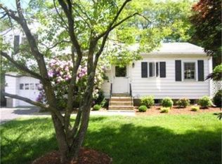 29 Evelyn Rd, Needham, MA 02494