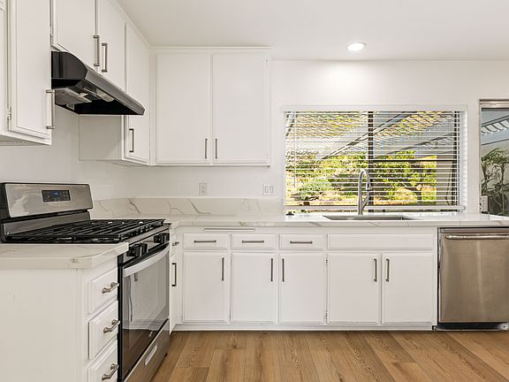 5th image of 2216 Langspur Dr