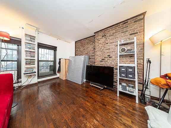 4th image of 49 E 12th St APT 1B