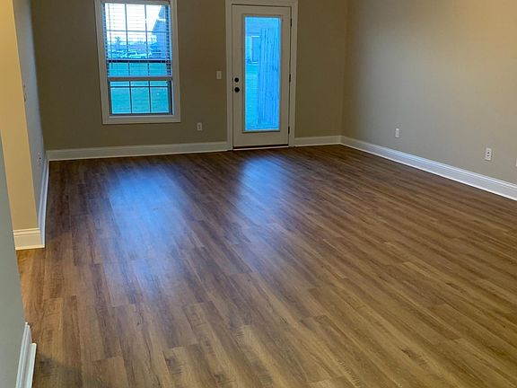 3rd image of 2020 Ty Ln #2020