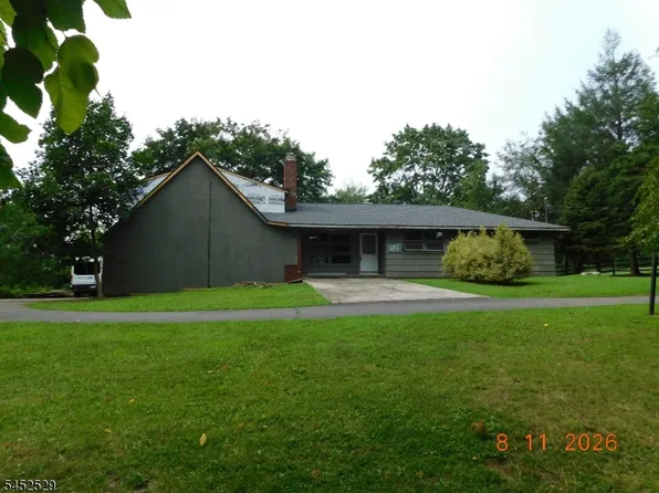 211 Pickle Rd, Washington Twp., NJ 07830