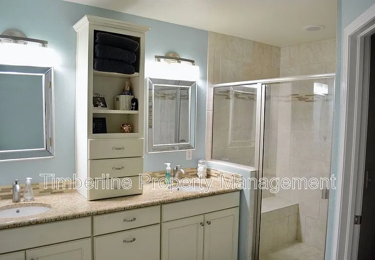 2335 Amberwood Ln — Photo 14