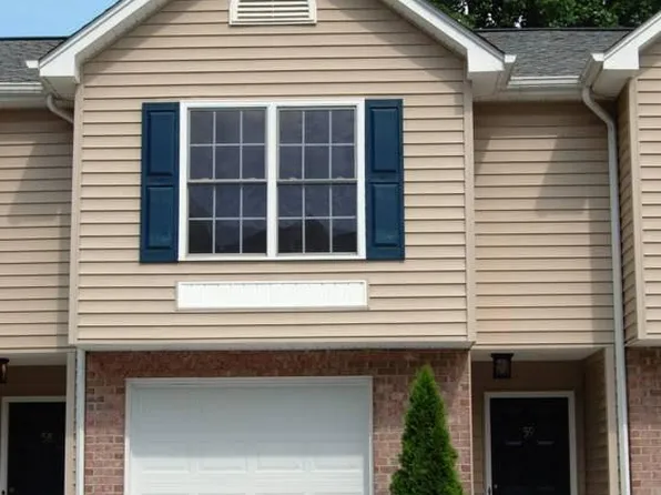 300 McConville Rd, Lynchburg, VA