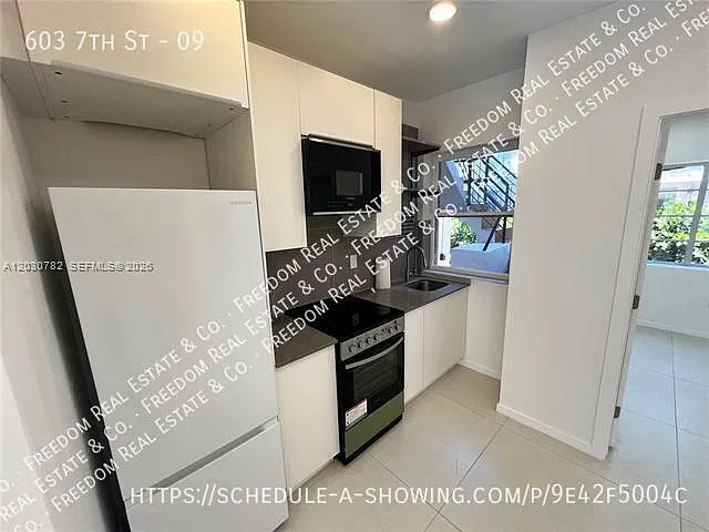 603 7th St #9 — Photo 14