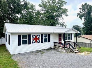 208 Mayfield Dr, Plantation, MO 63764