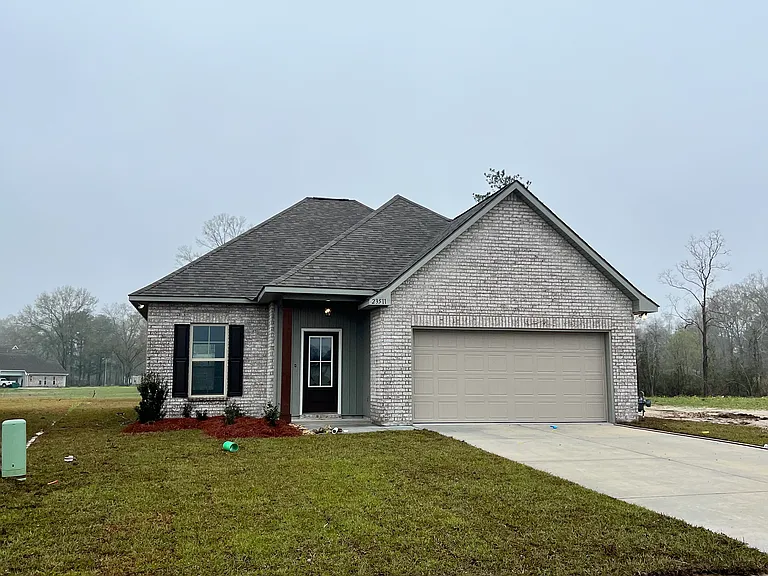 23511 Britton St — Photo 1