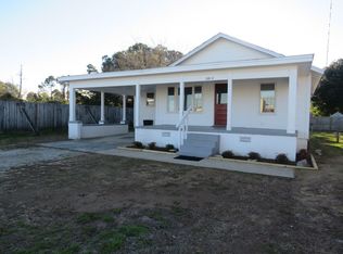 106-2 Bell St, Swansboro, NC 28584